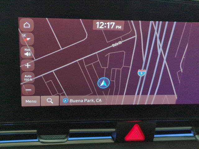 Used 2025 Hyundai Elantra SEL FWD image 13