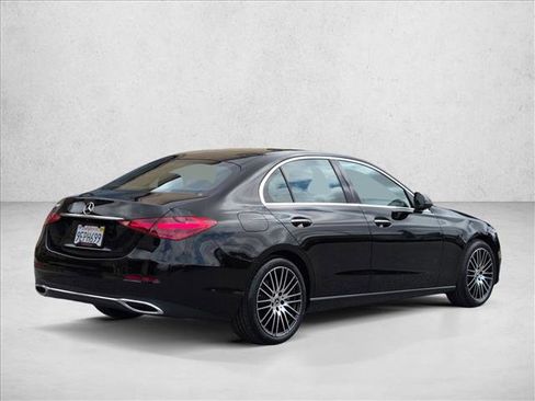 Used 2023 Mercedes-Benz C 300 Sedan image 5