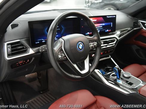 Used 2022 BMW i4 eDrive40 image 15
