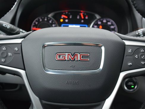 Used 2020 GMC Terrain SLE image 11