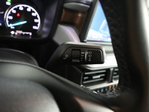 Used 2024 Ford Maverick Lariat FWD image 27