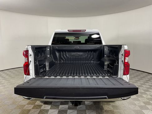 Used 2023 Chevrolet Silverado 1500 LT AWD/4WD image 20