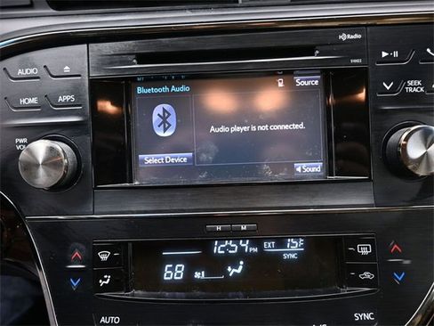 Used 2015 Toyota Avalon XLE image 32