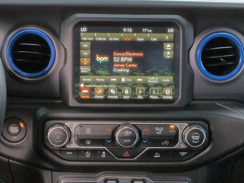 Used 2023 Jeep Gladiator Mojave w/ LED Lighting Group AWD/4WD image 17