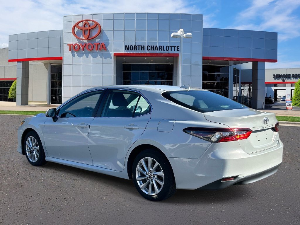Used 2023 Toyota Camry LE FWD image 6