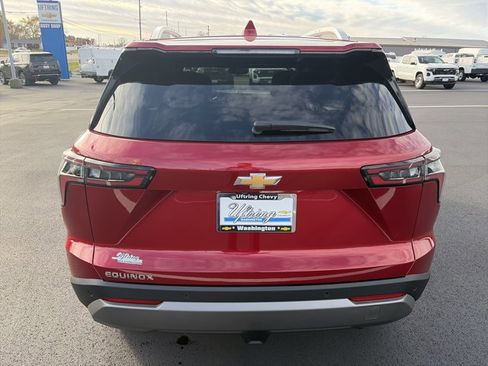 Used 2025 Chevrolet Equinox LT image 4