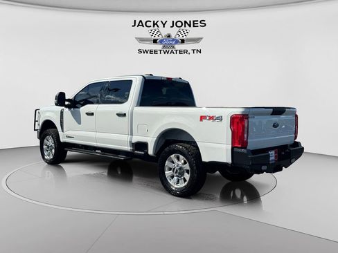 Used 2025 Ford F250 XLT w/ FX4 Off-Road Package AWD/4WD image 3