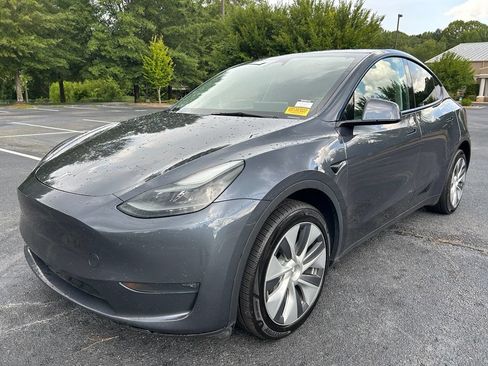Used 2023 Tesla Model Y Long Range AWD/4WD image 62