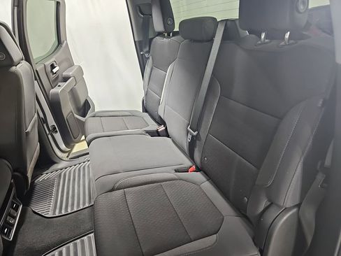 Used 2021 Chevrolet Silverado 1500 LT image 17