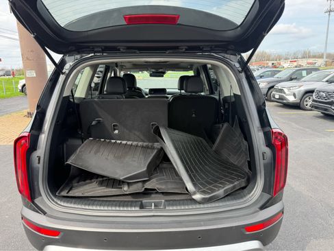 Used 2022 Kia Telluride S image 23