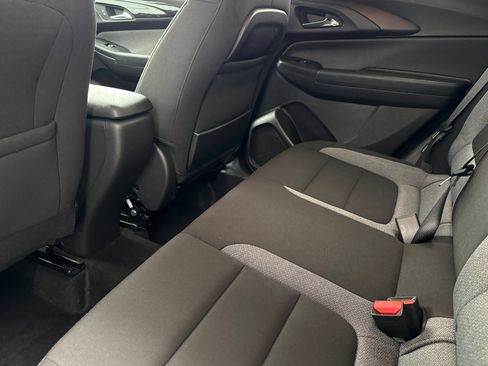Used 2025 Chevrolet TrailBlazer LT AWD/4WD image 9