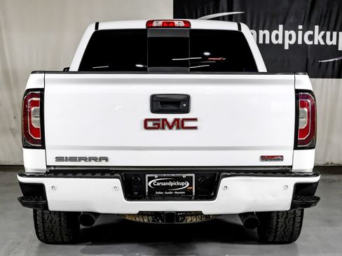 Used 2016 GMC Sierra 1500 SLT w/ All-Terrain Package AWD/4WD image 9