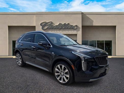 Used 2023 Cadillac XT4 Premium Luxury AWD/4WD image 1