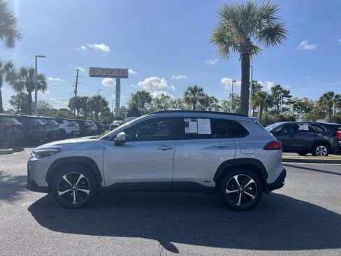 Used 2024 Toyota Corolla Cross XSE w/ Convenience Package image 7