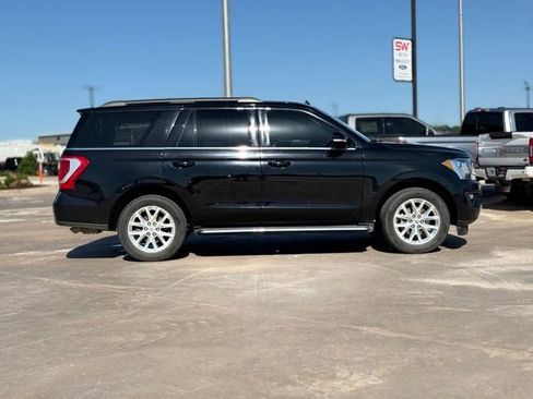 Used 2020 Ford Expedition XLT w/ Equipment Group 202A AWD/4WD image 7