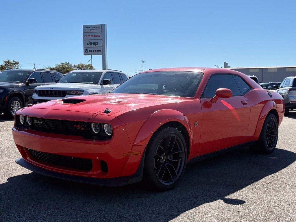 Used 2022 Dodge Challenger R/T Scat Pack RWD image 3