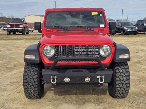Used 2024 Jeep Wrangler Sport S image 3