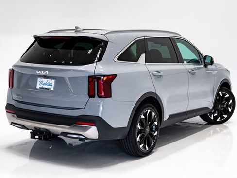 Used 2025 Kia Sorento SX FWD image 33