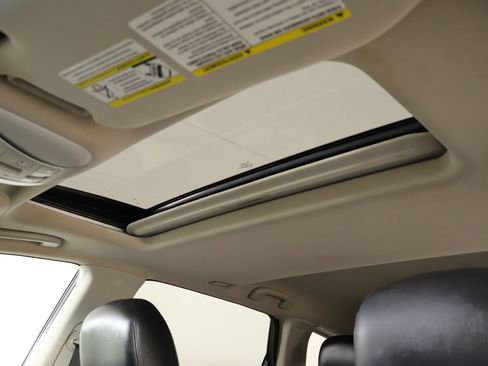 Used 2015 INFINITI QX60 AWD w/ Premium Plus Package image 17