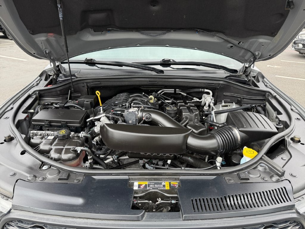 Used 2025 Dodge Durango GT AWD/4WD image 29