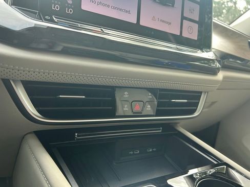 New 2026 Volkswagen Atlas SE FWD image 55