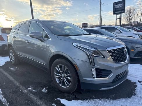 Used 2023 Cadillac XT5 Premium Luxury image 1