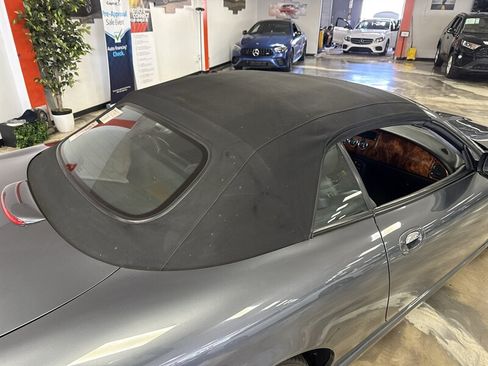 Used 2006 Jaguar XK8 Convertible RWD image 33