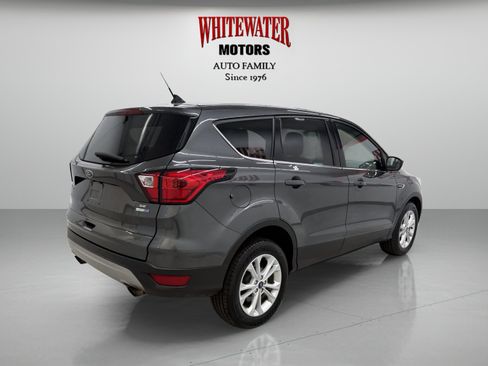 Used 2019 Ford Escape SE AWD/4WD image 4