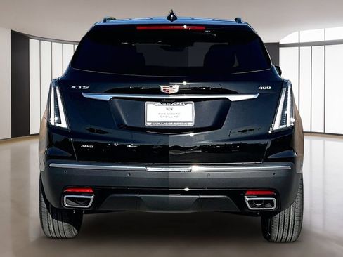 New 2026 Cadillac XT5 Sportv w/ LPO, Floor Liner Package AWD/4WD image 4