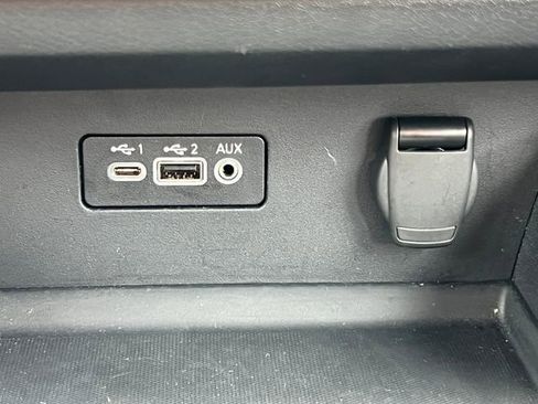 Used 2025 Nissan Altima 2.5 SV FWD image 23
