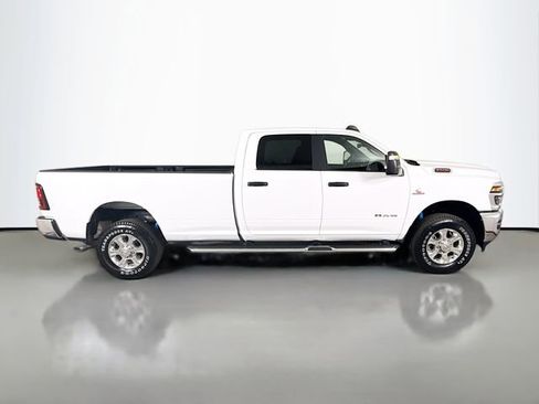 Used 2025 RAM 2500 Big Horn image 8