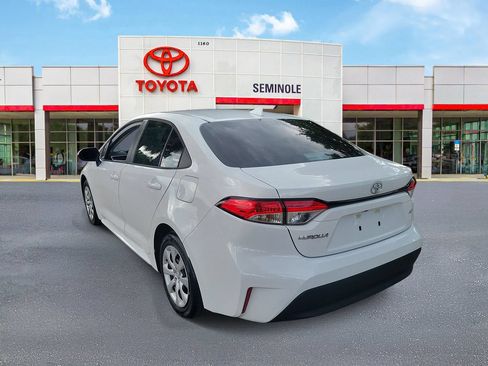Used 2024 Toyota Corolla LE FWD image 4