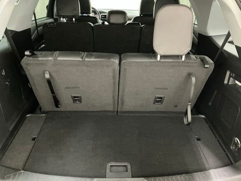 Used 2023 Ford Explorer XLT w/ Equipment Group 202A image 18