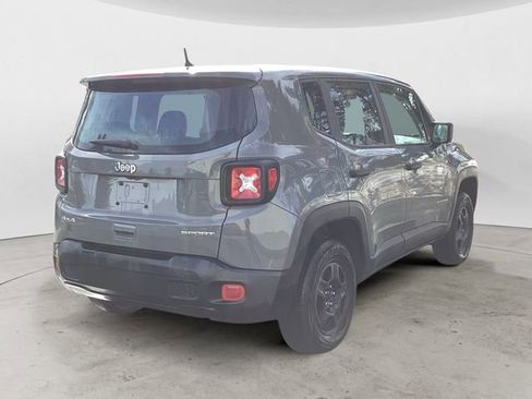 Used 2019 Jeep Renegade Sport image 5
