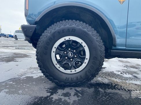 Used 2022 Ford Bronco Badlands w/ Sasquatch Package image 14