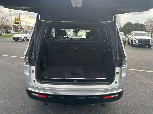 Used 2022 Jeep Grand Wagoneer Series I AWD/4WD image 20