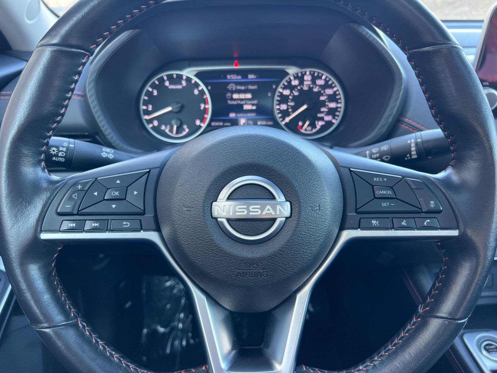 Used 2025 Nissan Sentra SR w/ SR Premium Package FWD image 21