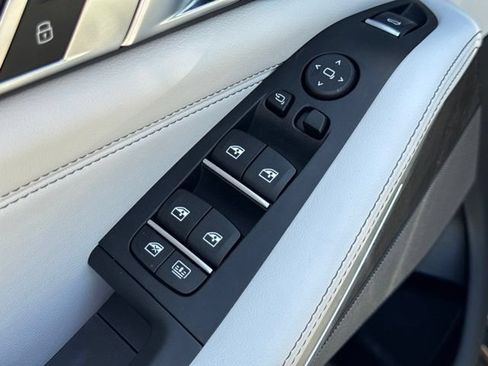 Used 2026 BMW X7 xDrive40i w/ M Sport Package AWD/4WD image 20
