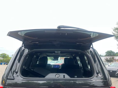 Used 2026 Lexus GX 550 w/ Accessory Package (2T) AWD/4WD image 40