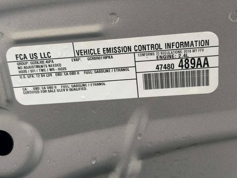 Used 2016 Chrysler 200 S w/ Comfort Group image 31