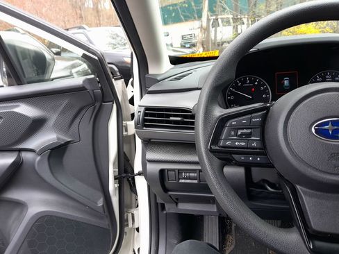 Certified 2024 Subaru Crosstrek 2.0i Premium image 17