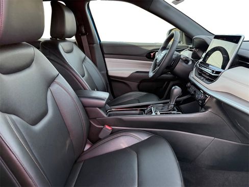 Certified 2024 Jeep Compass Limited image 15