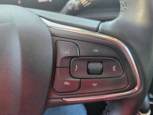 Used 2024 Buick Encore GX Sport Touring image 23