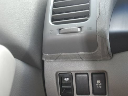 Used 2012 Nissan Altima 2.5 FWD image 32