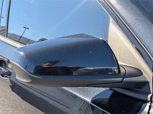 Used 2020 GMC Terrain SLE w/ Driver Convenience Package image 12