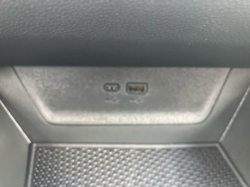 New 2026 Chevrolet Equinox LT w/ Safety and Technology Package AWD/4WD image 29