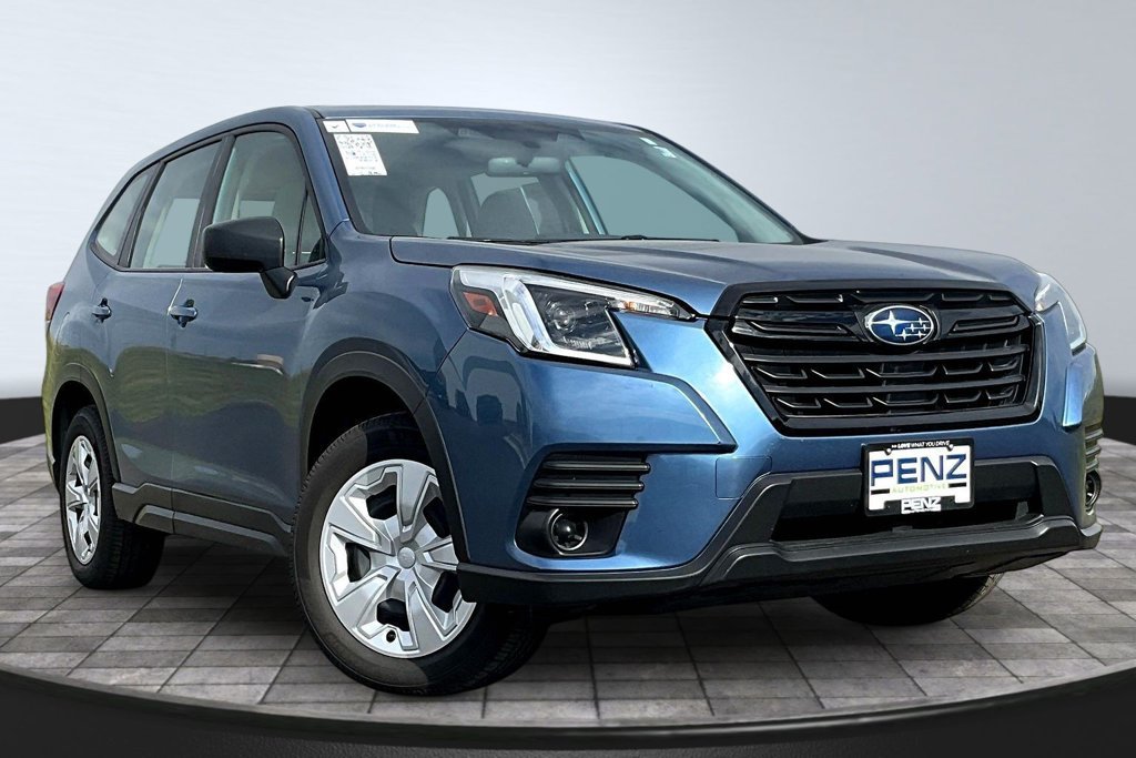 Used 2022 Subaru Forester AWD/4WD image 3