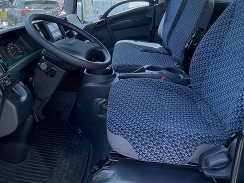 New 2024 Chevrolet Low Cab Forward 5500XG RWD image 10