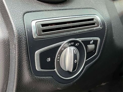 Used 2020 Mercedes-Benz C 300 4MATIC Sedan w/ Premium Package image 21