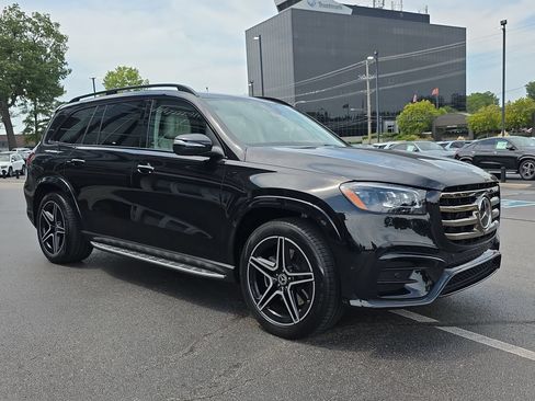 Used 2026 Mercedes-Benz GLS 450 4MATIC image 7